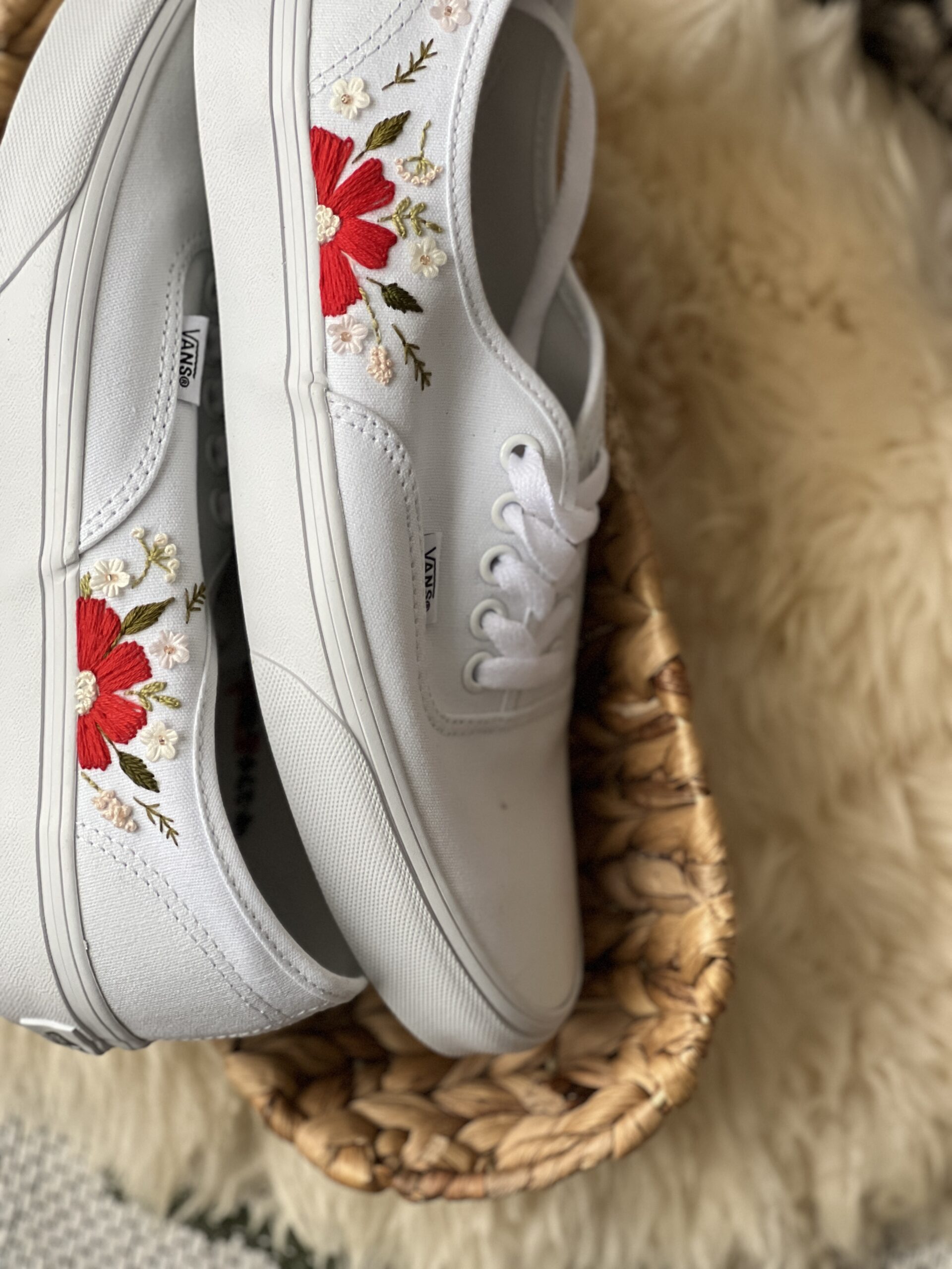 Hímzett VANS cipő