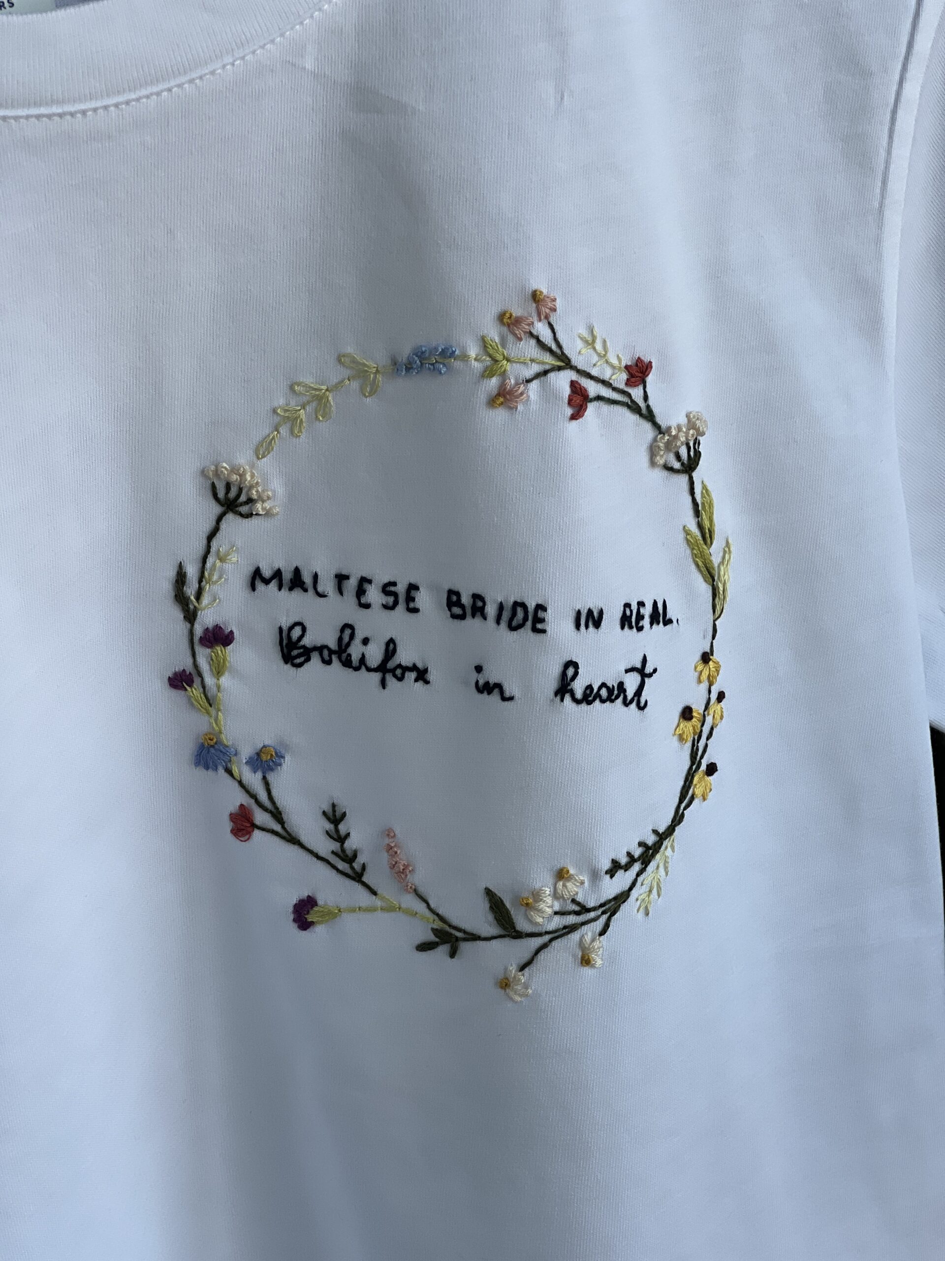 Hímzett lánybúcsús póló