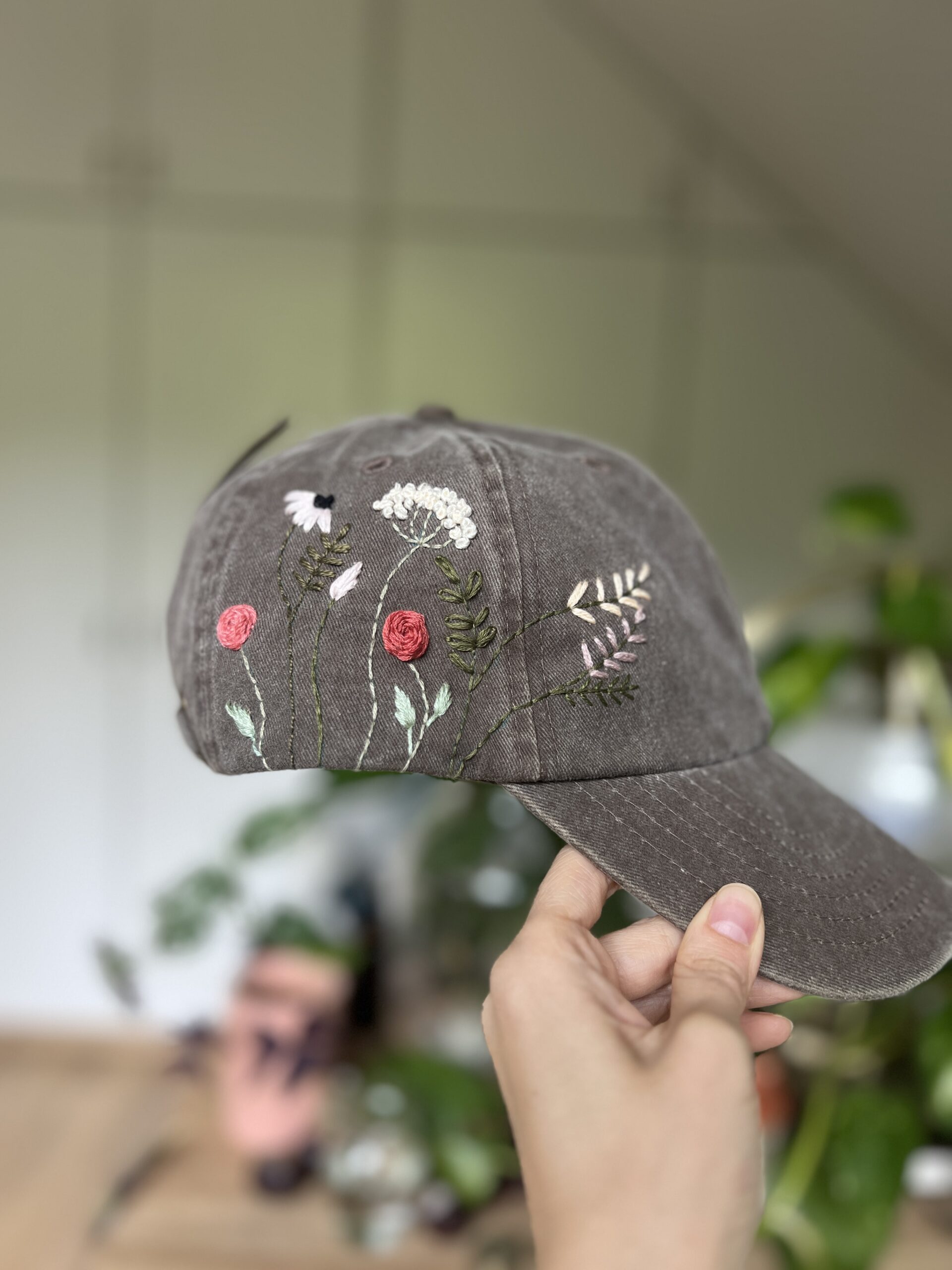 Virágos, hímzett baseball sapka