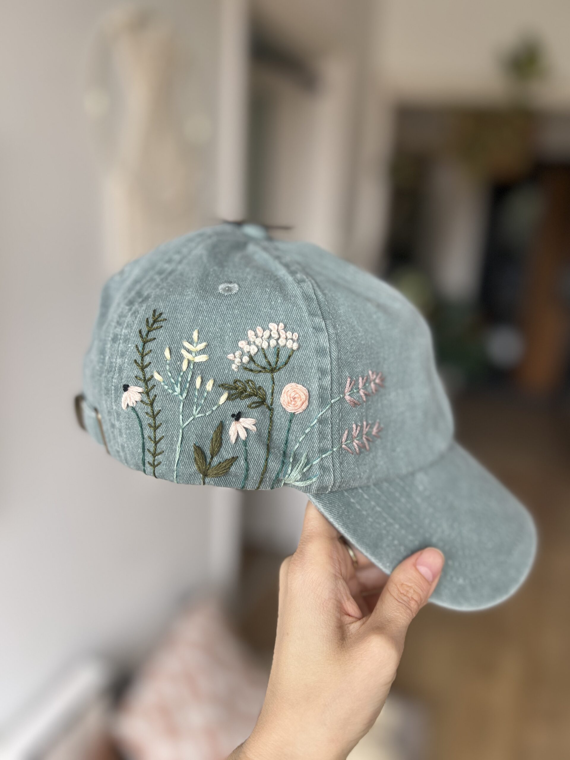 Virágos, hímzett baseball sapka