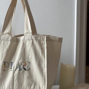 Hímzett zsebes vászontáska