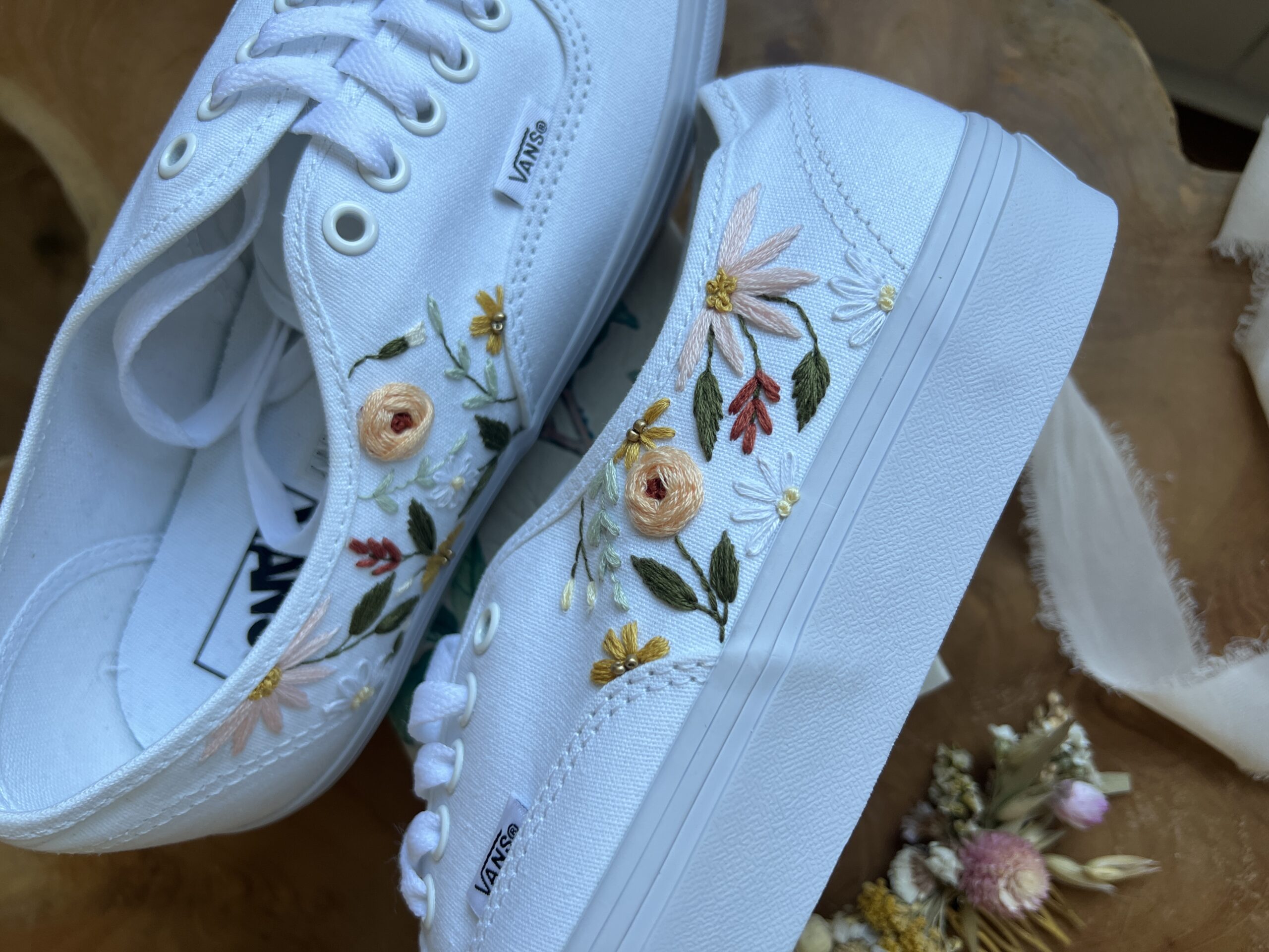 Egyedi hímzés a saját cipődre - VANS - Image 16