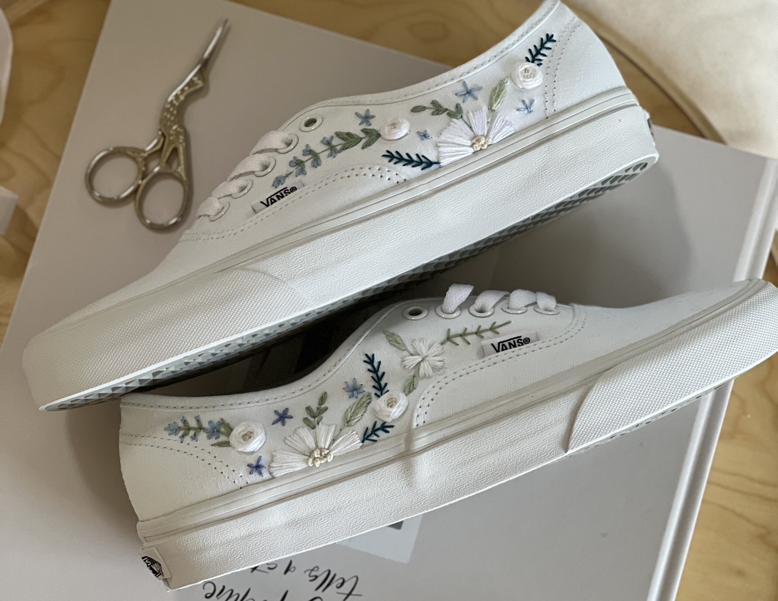 Egyedi hímzés a saját cipődre - VANS - Image 15